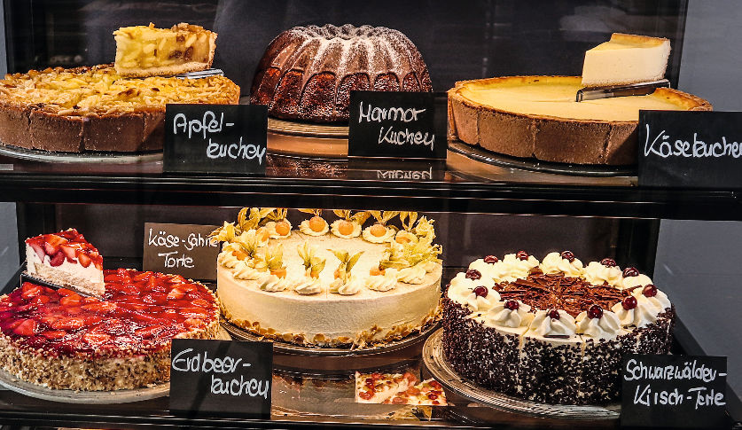 Torten und Kuchen inszenieren